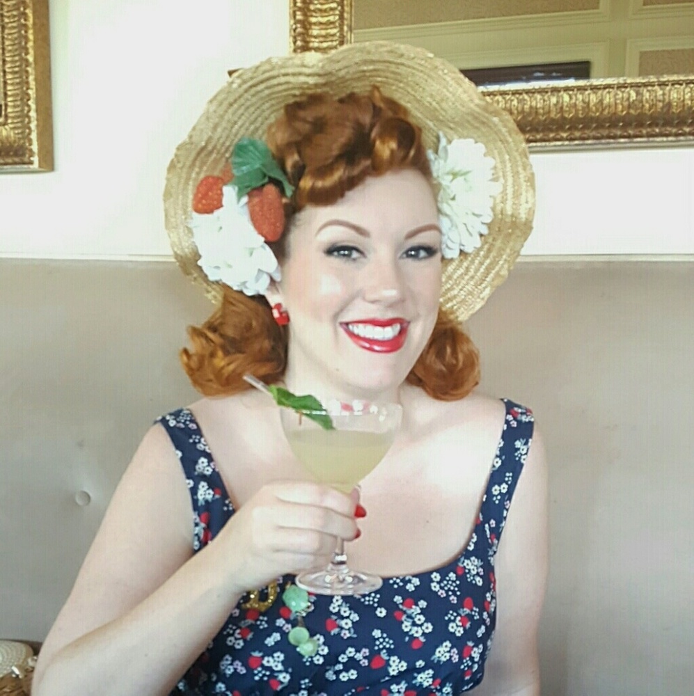 Meet your Posher, Leslie
