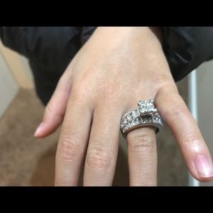 14k white gold 2.5 CTW Ring