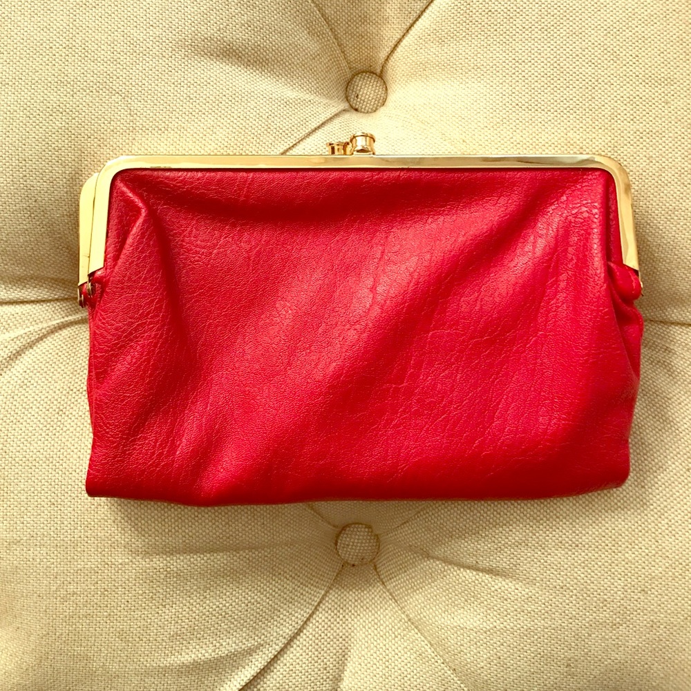 Red 2 sided clutch