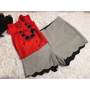 Elle Scalloped Hem Shorts nwt