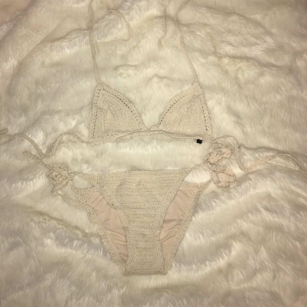 Kendall and Kylie swimsuit top and bottom