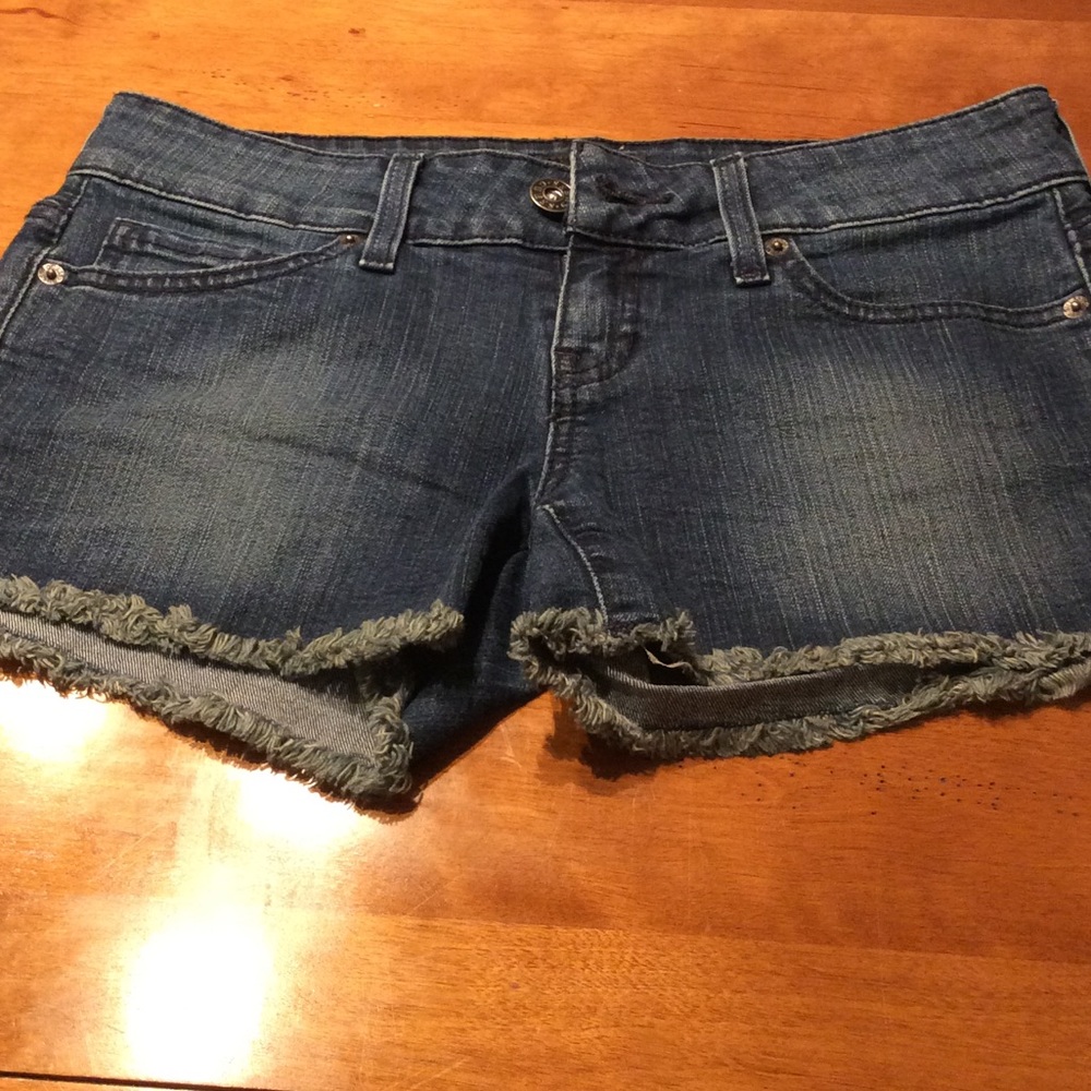 EUC Guess Distressed Denim Shorts!