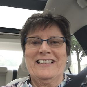 Meet your Posher, Deb