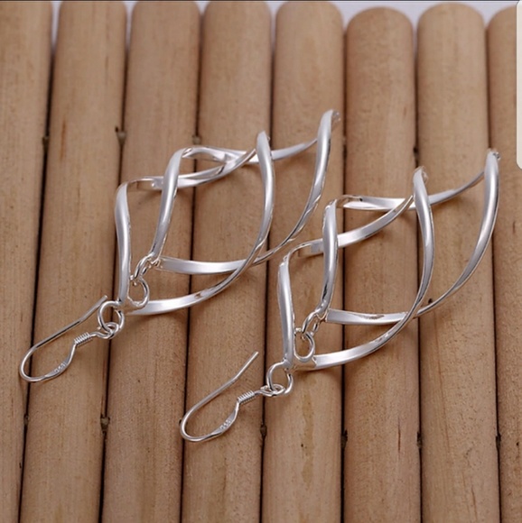 ANY 4 PAIRS FOR $15!   Twist Earrings - Picture 2 of 3