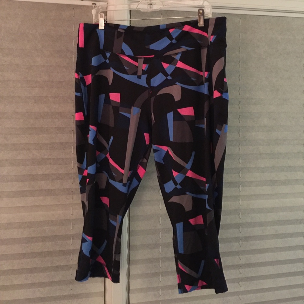 Be Inspired 1x spandex capri active leggings EUC