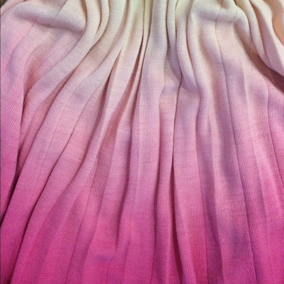 Alice& Olivia stunning summer midi - Picture 2 of 4