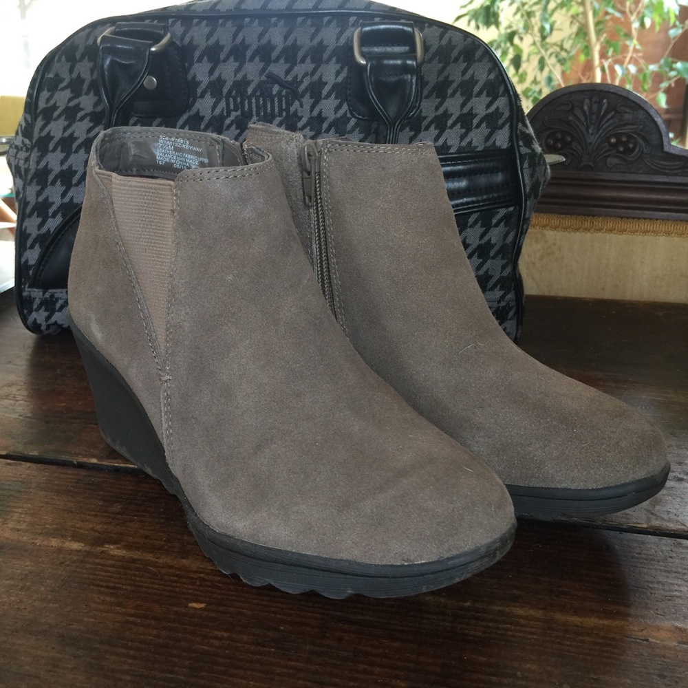 White Mountain Booties
