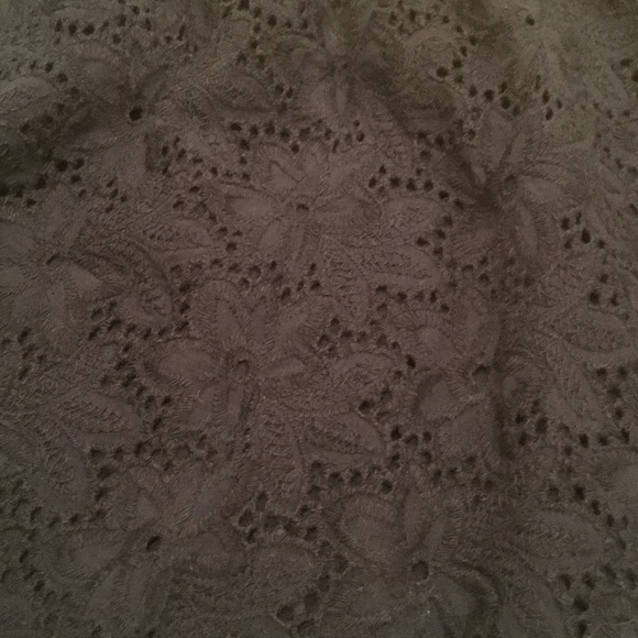 Like new navy skirt size M - Picture 2 of 3