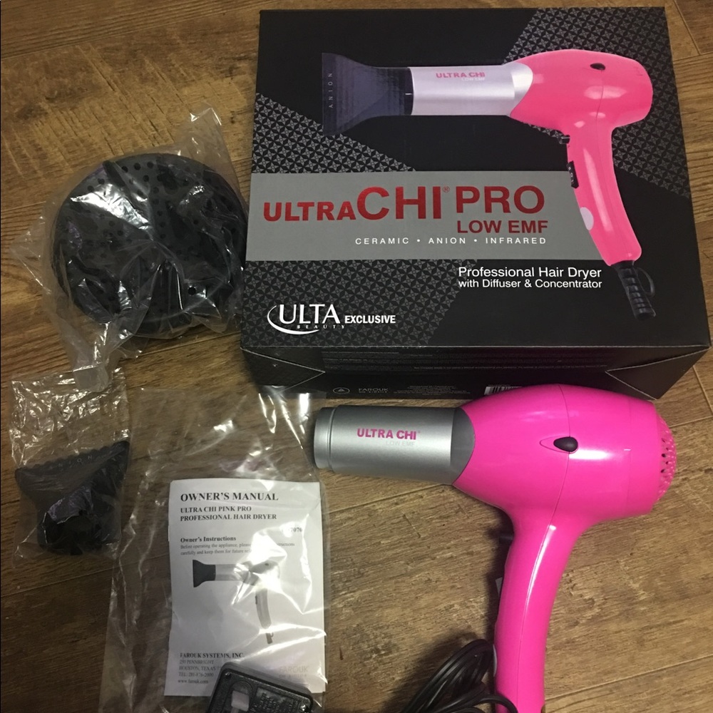 Ultra CHI pro hair dryer in pink
