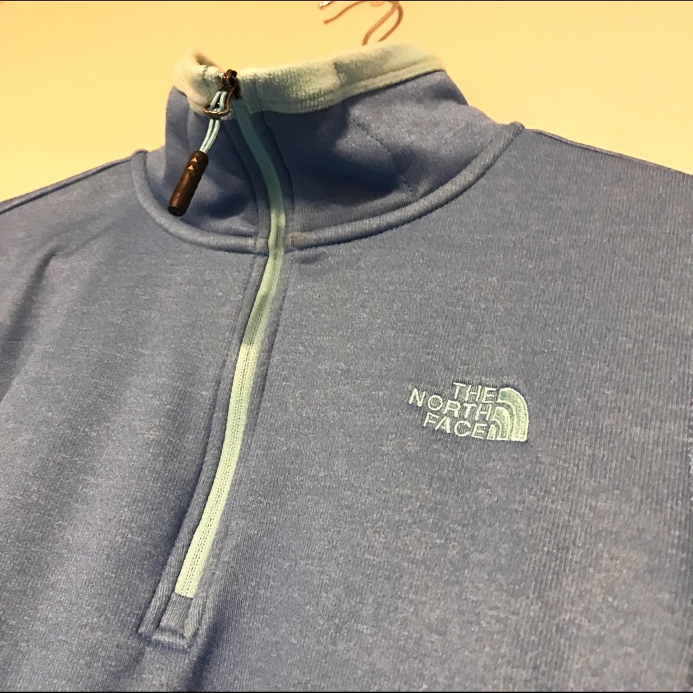 North Face Pull Over Sweatshirt