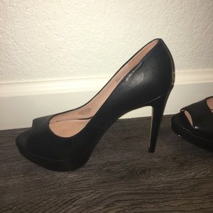 Enzo Angiolini Black Leather Open Toe
