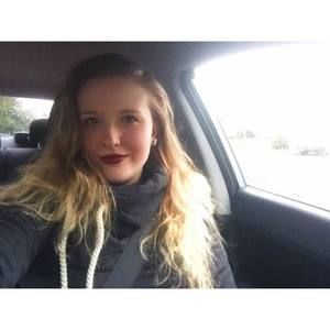 Meet your Posher, Hailey