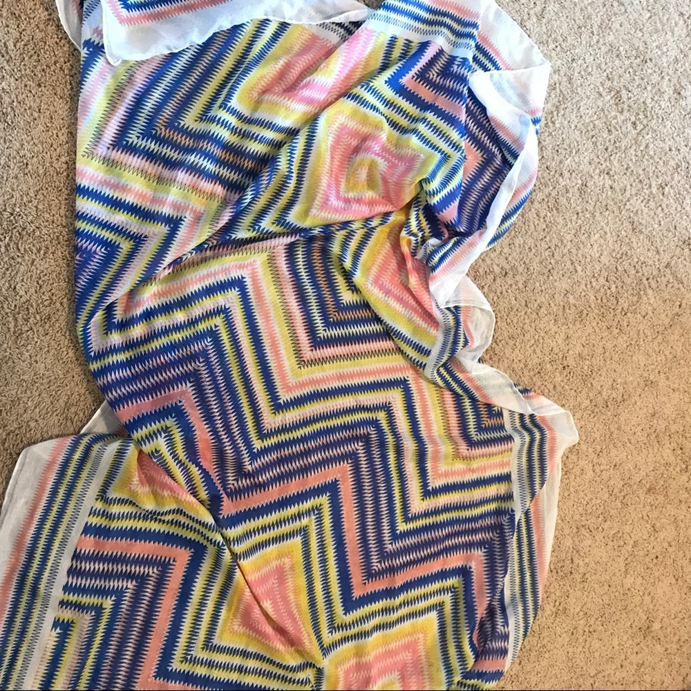 Spring Scarf - Picture 2 of 3