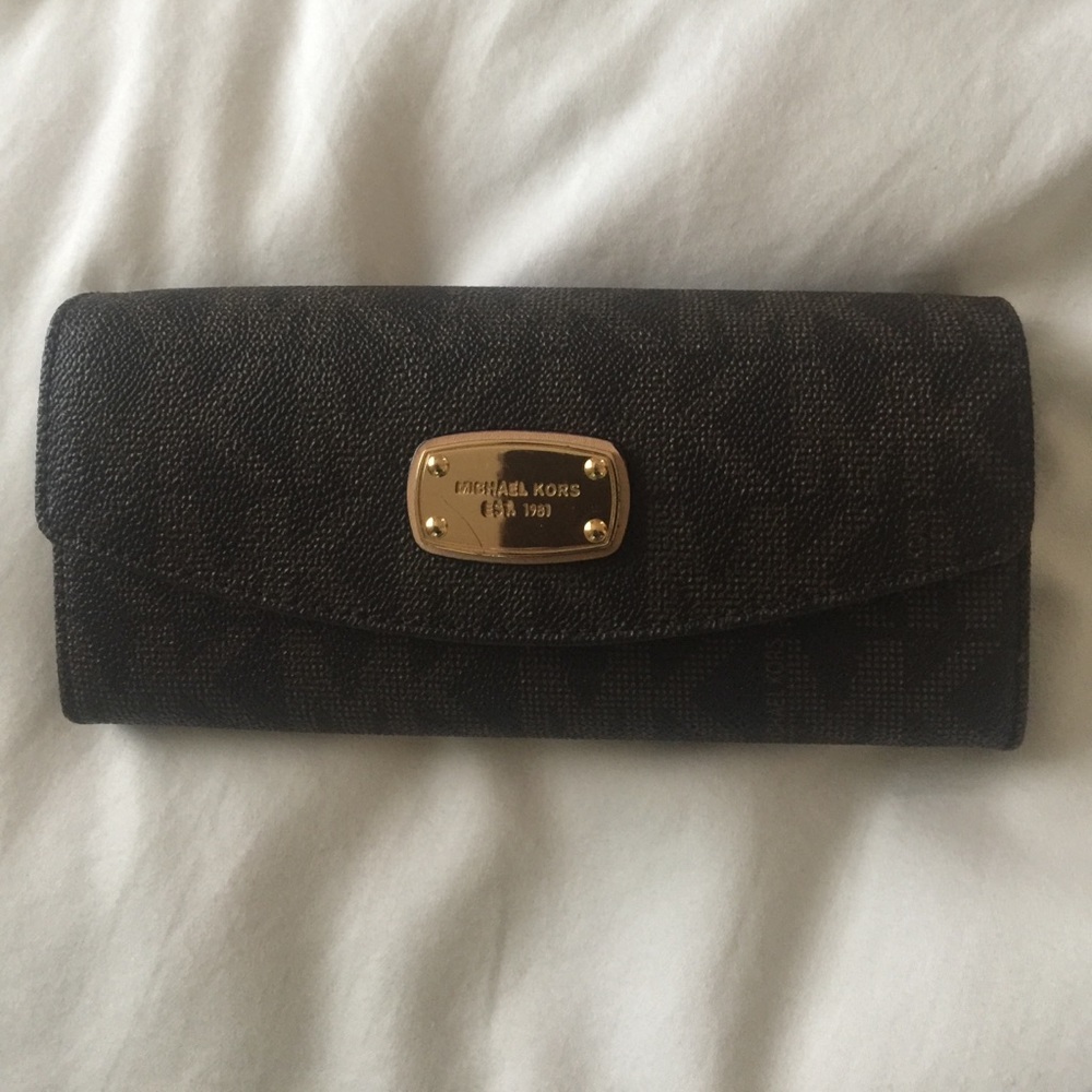 💝 Michael Kors Jet Set wallet 💝