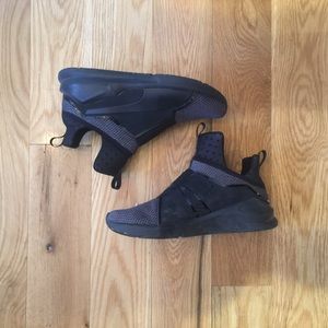 Puma Fierce Knit Sneakers (Kylie Jenner) - black