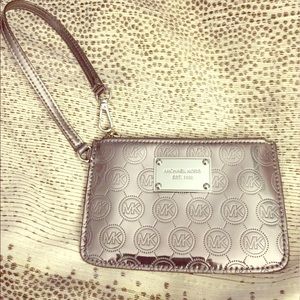 MICHAEL Michael Kors 'Jet Set' Monogram Wristlet