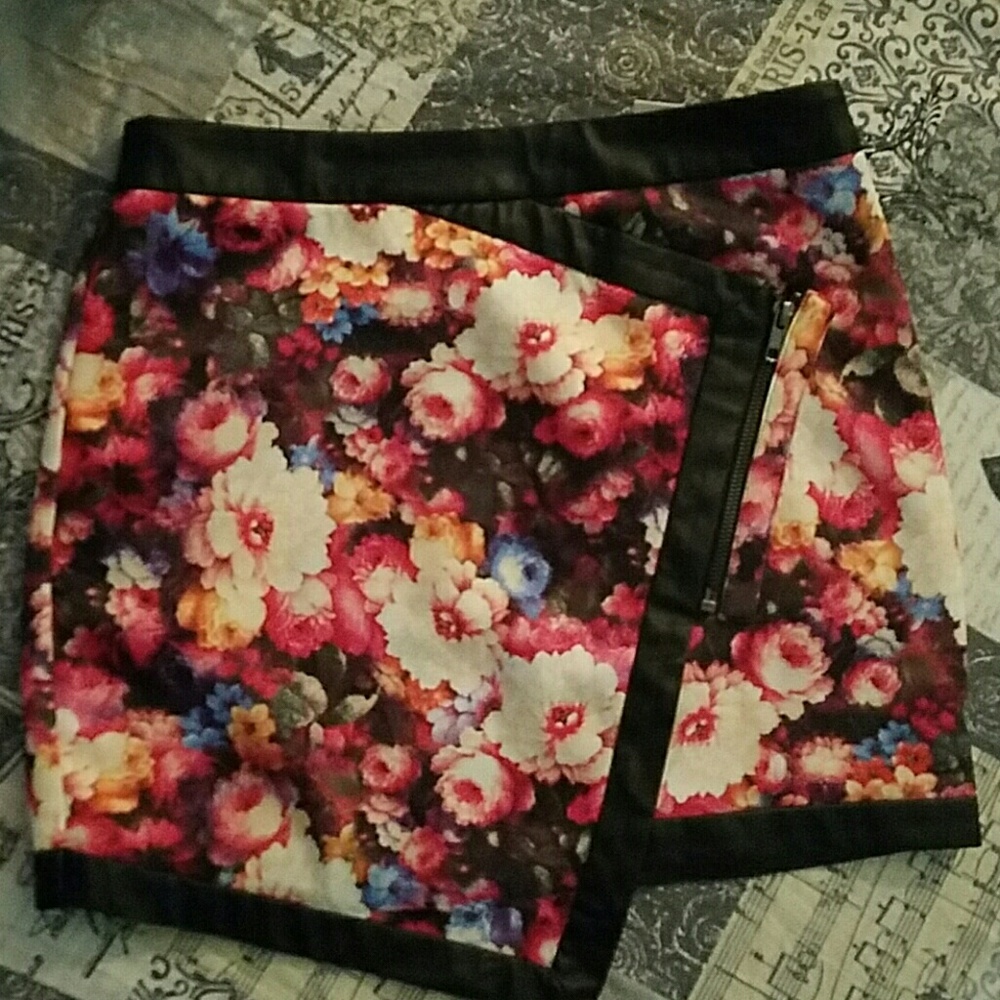 MUSTARD SEED FLORAL SKIRT