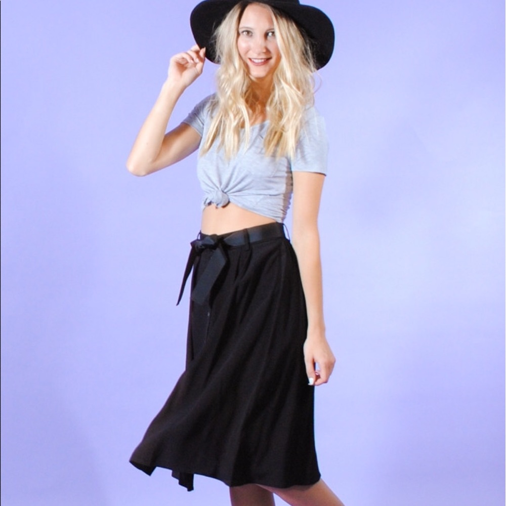 Meredith Skirt- Black
