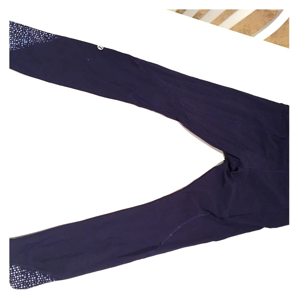 Navy LuLu lemon leggings
