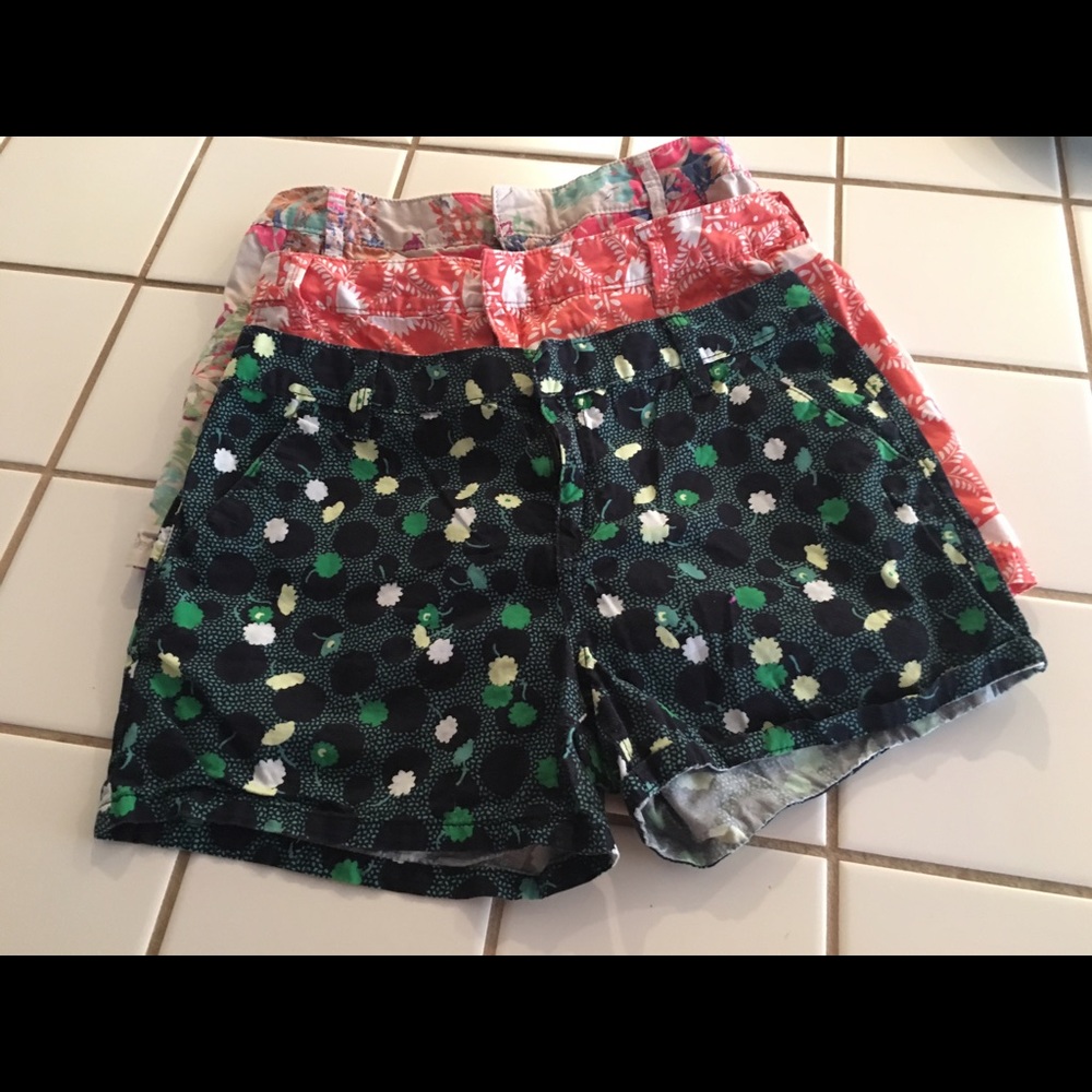 3 pair of girls old navy shorts, size 16 in girls