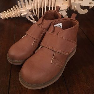 OshKosh Toddler shoes size 10 - NWOT