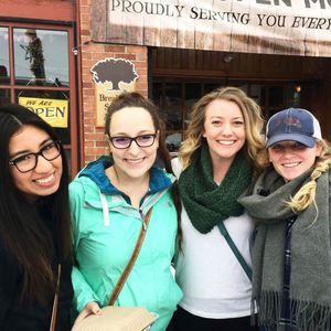 Meet your Posher, Amy