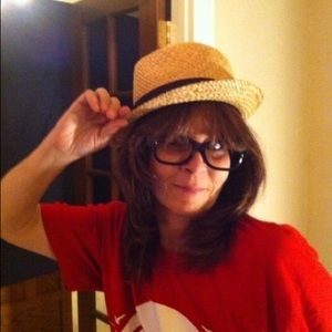 Meet your Posher, Kelli