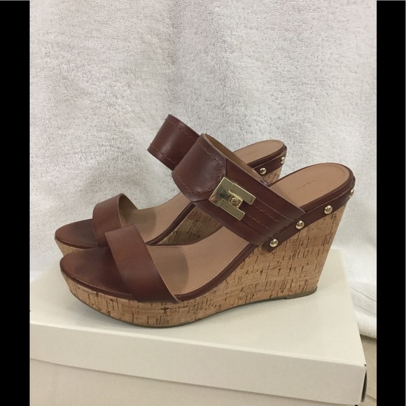 NWOT Tommy Hilfiger wedges - Picture 3 of 5
