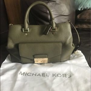 Michael Kors purse