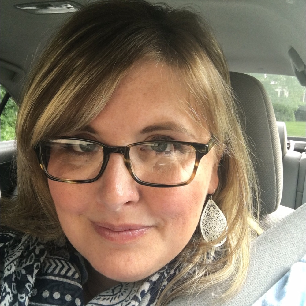 Meet your Posher, Kelly