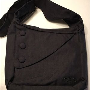 Ogio Brooklyn Messenger Bag NWOT Dark Grey Sling