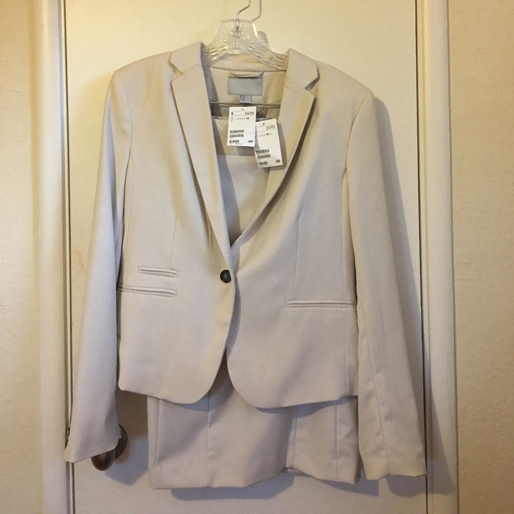 H&M Cream Colored Suit- Jacket sz 12 Skirt sz 10
