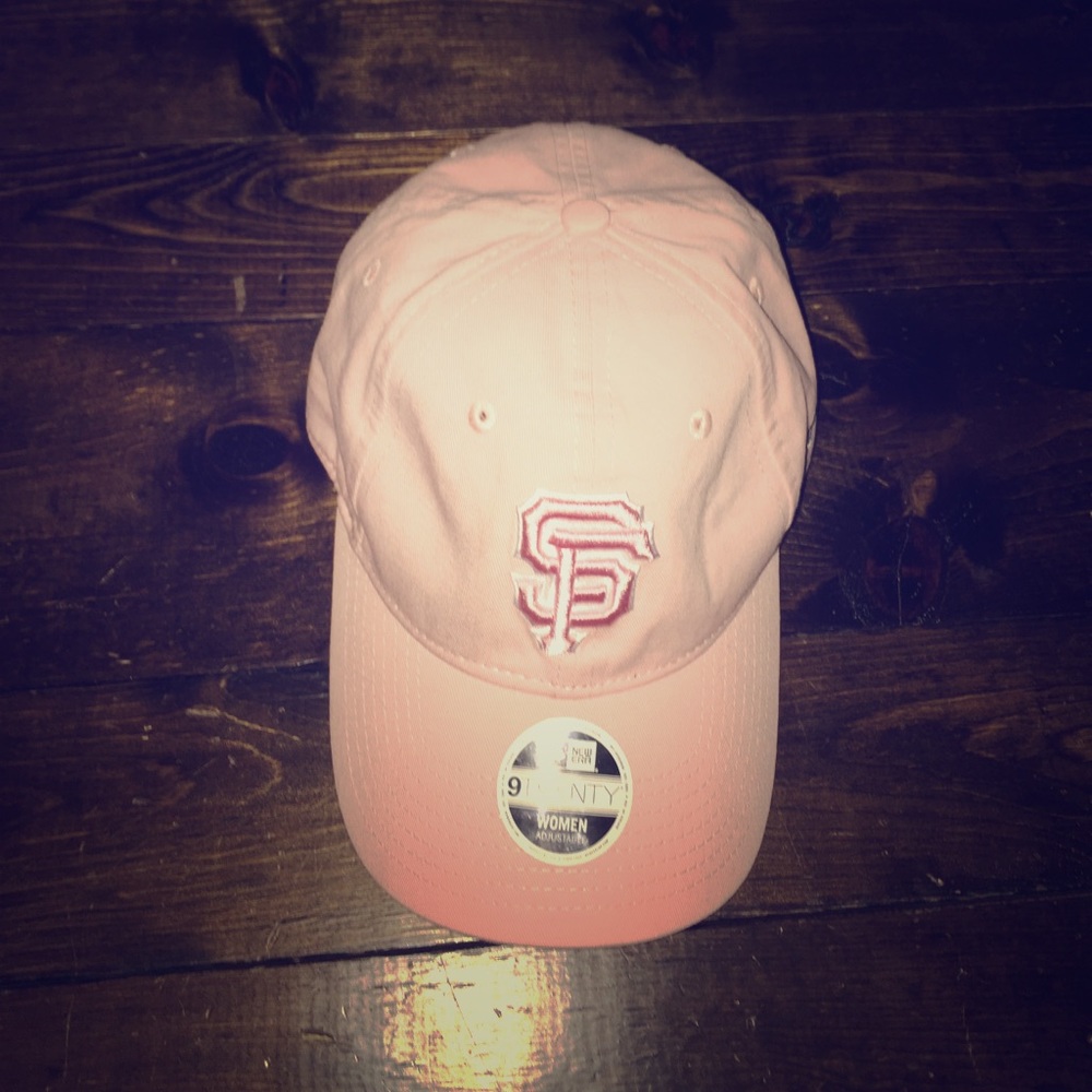 NWT women's pink giants hat