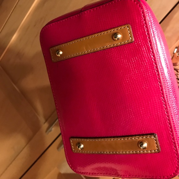 Brand New Dooney & Bourke Purse - Picture 5 of 5