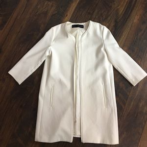 Zara's basic 3/4 sleeve knee length "blazer"