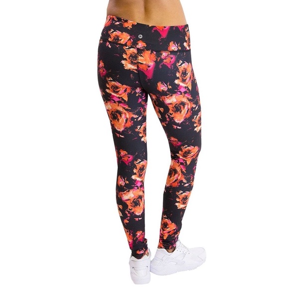 [90 degree by reflex] printed yoga pants - Picture 3 of 6