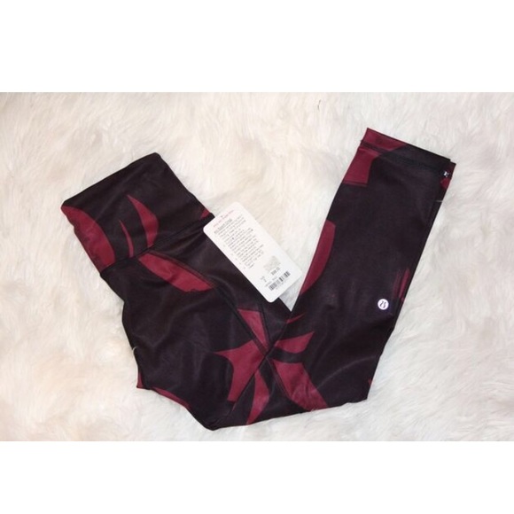 💥Lululemon All Sport Crop Full On Luxtreme 💥 - Picture 5 of 6