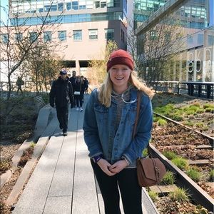 Meet your Posher, Molly