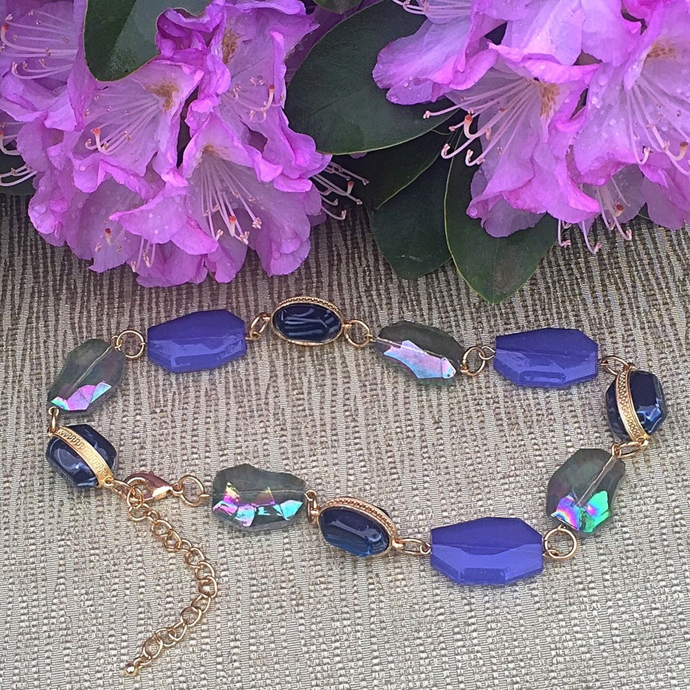 Beautiful purple and gold jeweled necklace