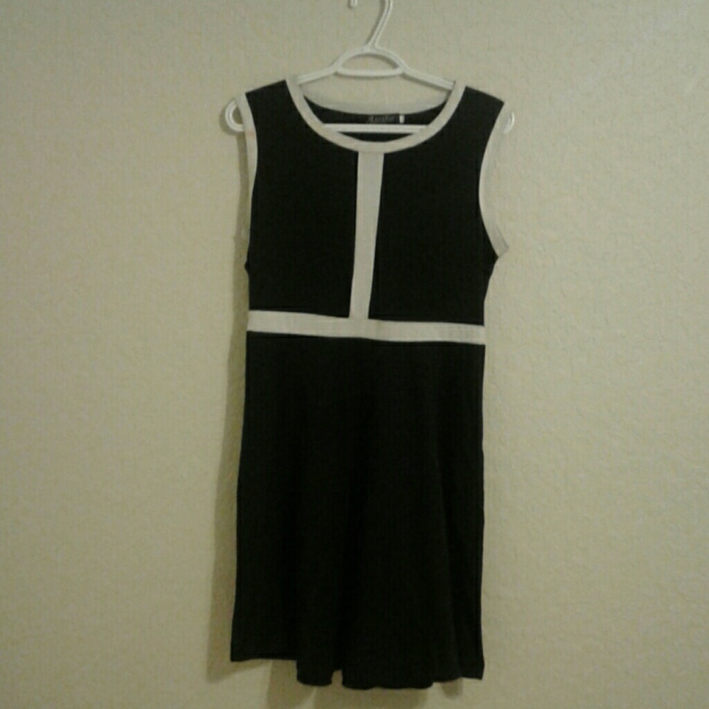 Black and white dress