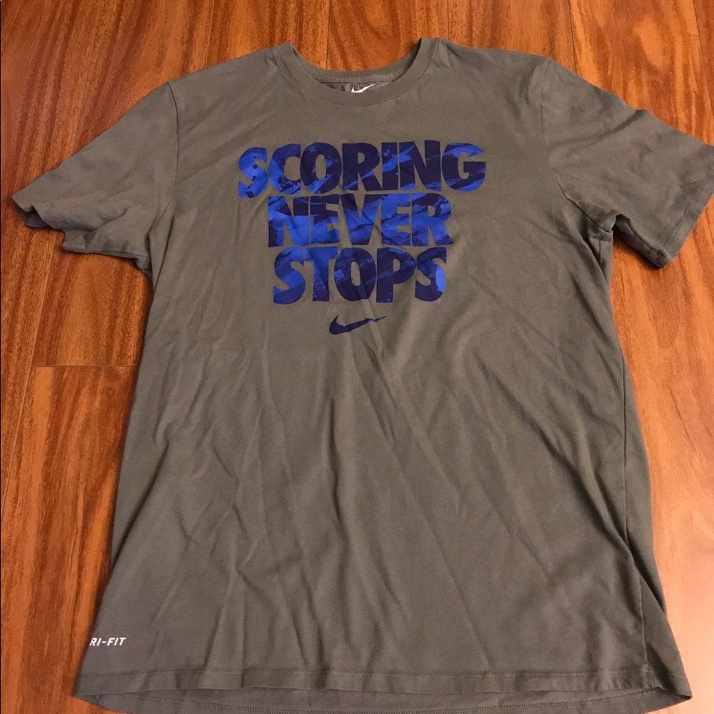 Nike Dri-fit T-shirts Large size(used)