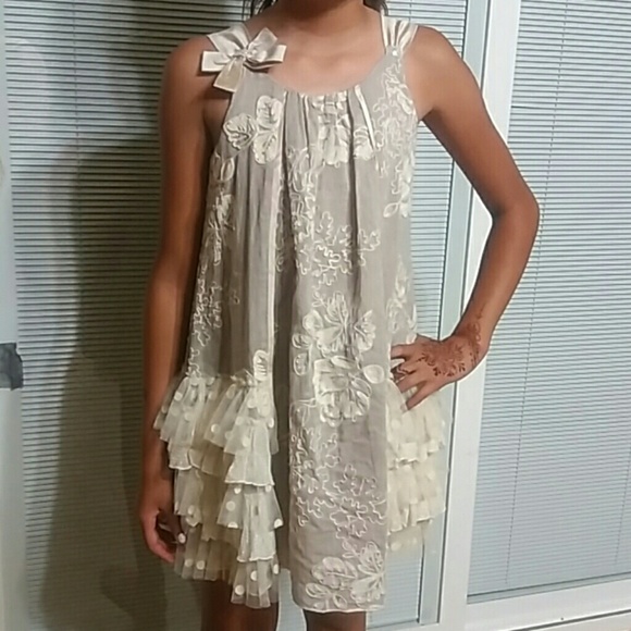 Fancy burlap dress - Picture 3 of 4