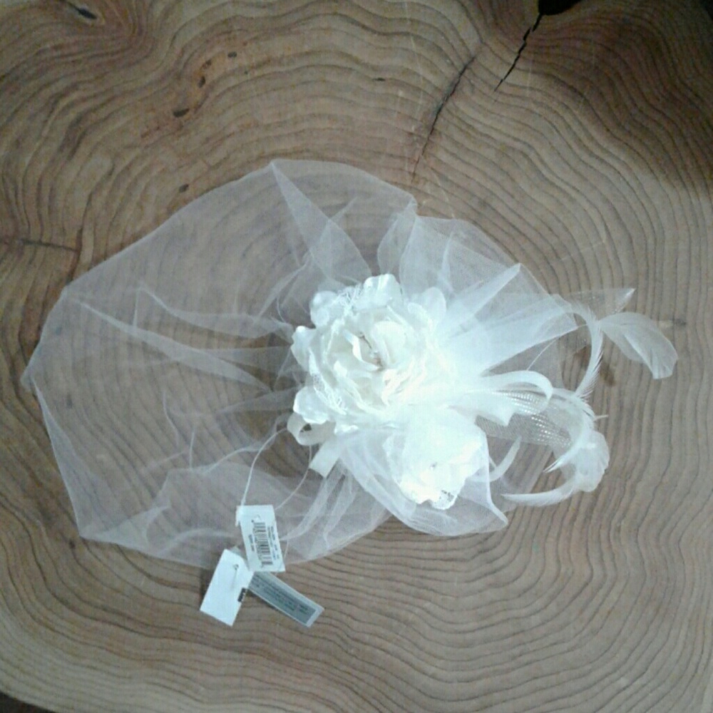 Wedding hair accessory