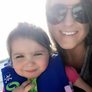 Meet your Posher, Leslie