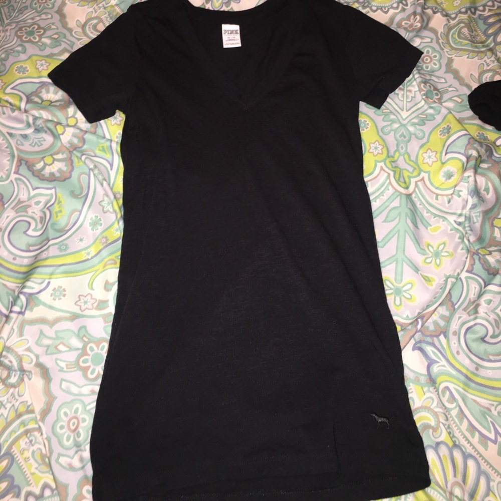PINK BLACK VNECK