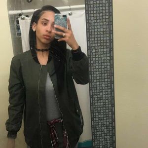 Meet your Posher, Imani