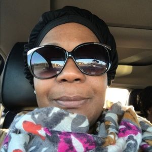 Meet your Posher, Stacey