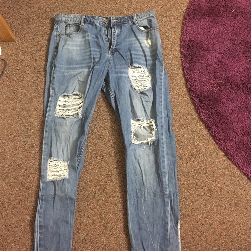 High Rise Ripped Mom Jeans - Picture 2 of 2