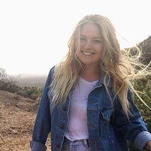 Meet your Posher, Kayley