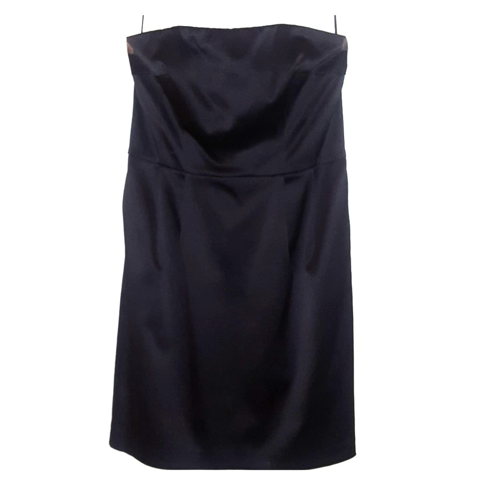 EXPRESS STRAPLESS DRESS.